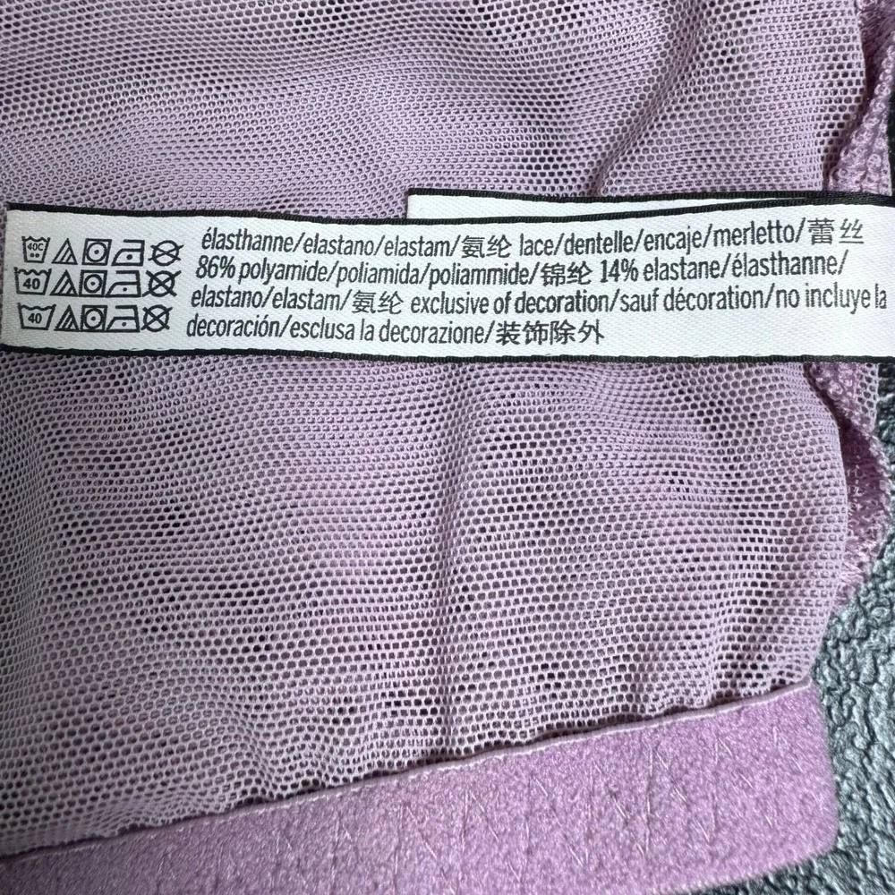 Victoria's Secret Lavender Flounce Lace Ruffle Bandeau Bralette L 11093734